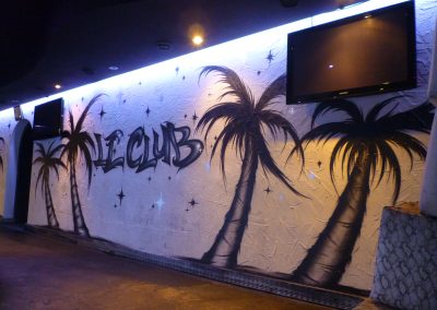 Graffiti Street Art Décoration intérieur pour l'établissement le 4U Club en 2011 à Cannes (06)