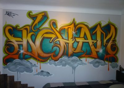 Graffiti Street Art Décoration intérieur pour une chambre d'ado Lettrage Hicham en 2013 à Vallauris (06)