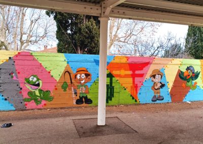 Fresque murale avec la participation des élèves de l'école Sainte Catherine à Avignon dans le Vaucluse ( 84 ) Graffiti Street art 2023