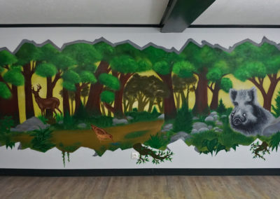 Décoration murale dans une salle de chasse à Bogève en Haute-Savoie 2019