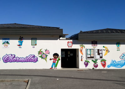 Fresque sur le mur de l'école des Charmilles à Thyez en Haute-Savoie (74) Graffiti Street art 2018