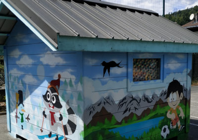 Fresque murale initiation avec les enfants de la garderie Touche à tout à Passy en Haute-Savoie (74) Graffiti Street art 2020